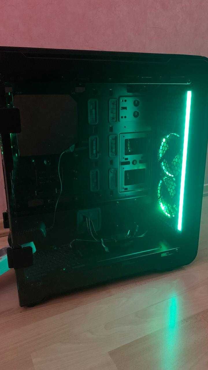 Редкий Корпус Thermaltake View 32  Glass RGB Edition