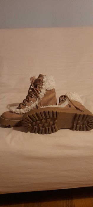 Botas de pêlo tipo UGG