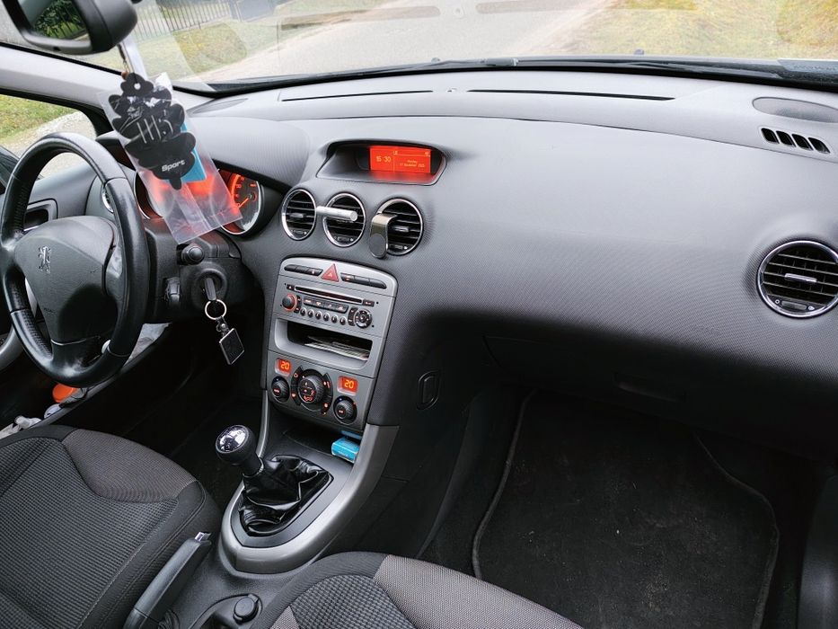 Sprzedam Peugeot 308 1.6 HDI