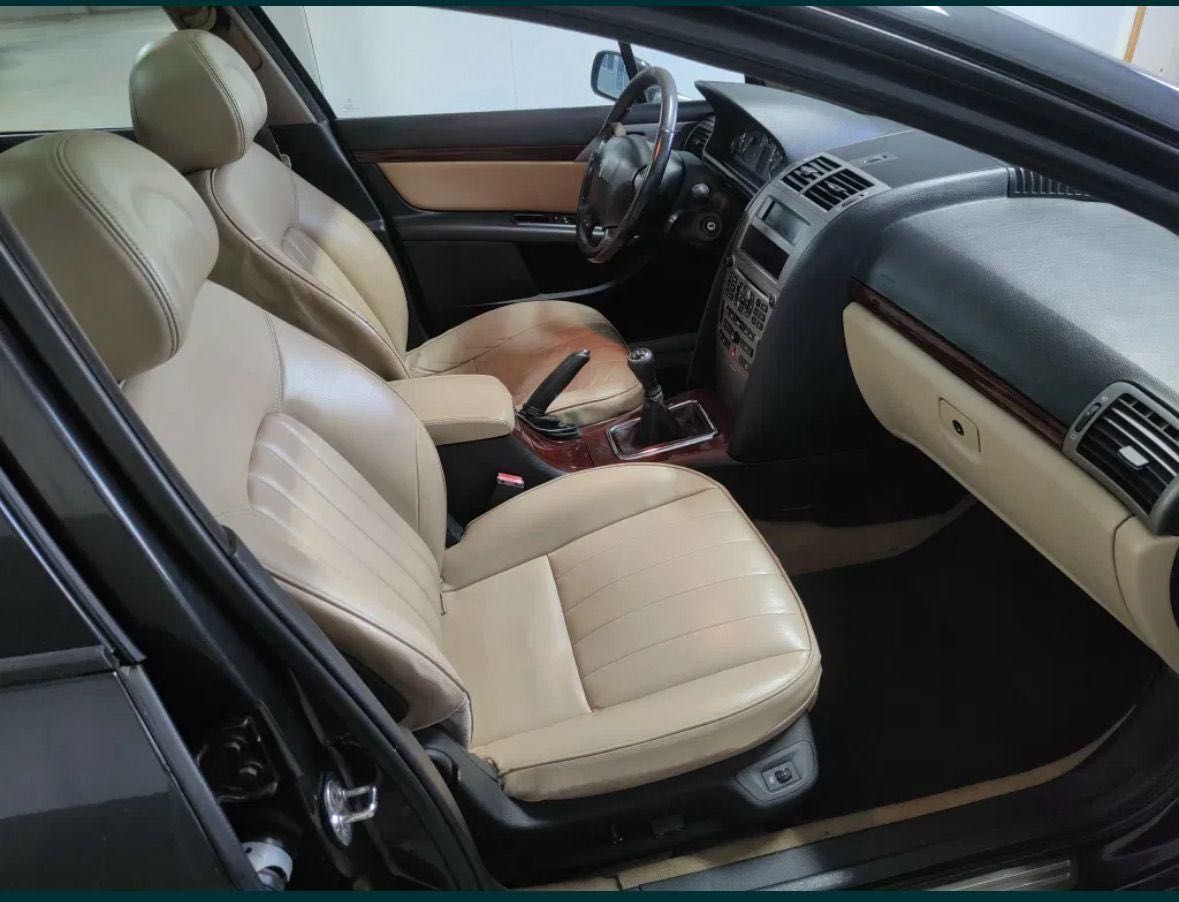 Carro em excelente estado