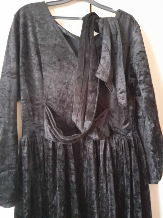 Платье велюр Англия новое 48разм.
