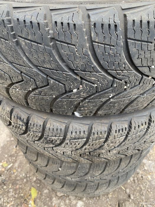 Резина 215/65/р16 зима