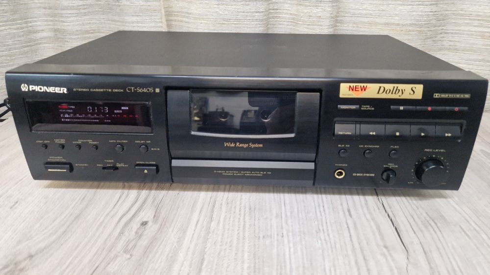 Касетна дека Pioneer CT-S640S