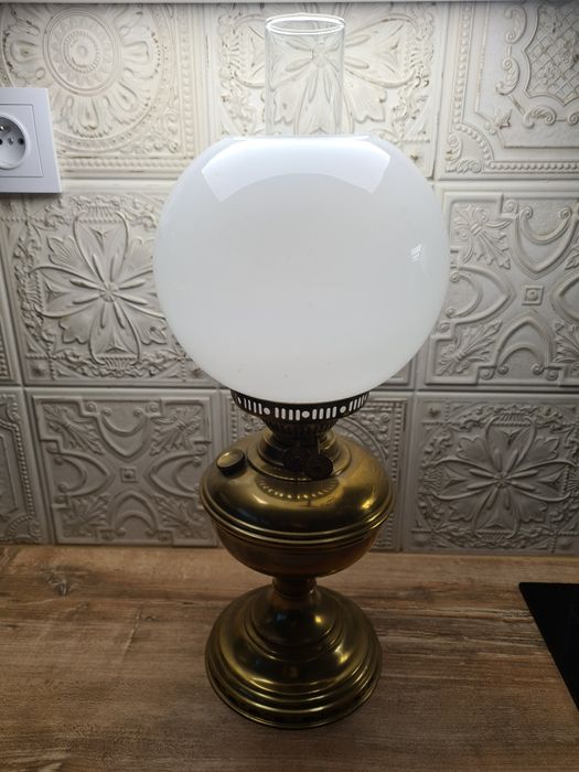 Stara lampa naftowa Duplex