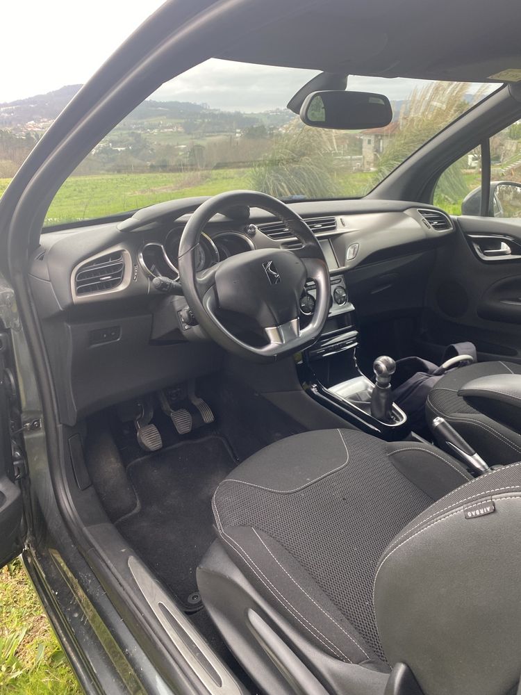 Vendo CITROEN DS3 em ótimo estado