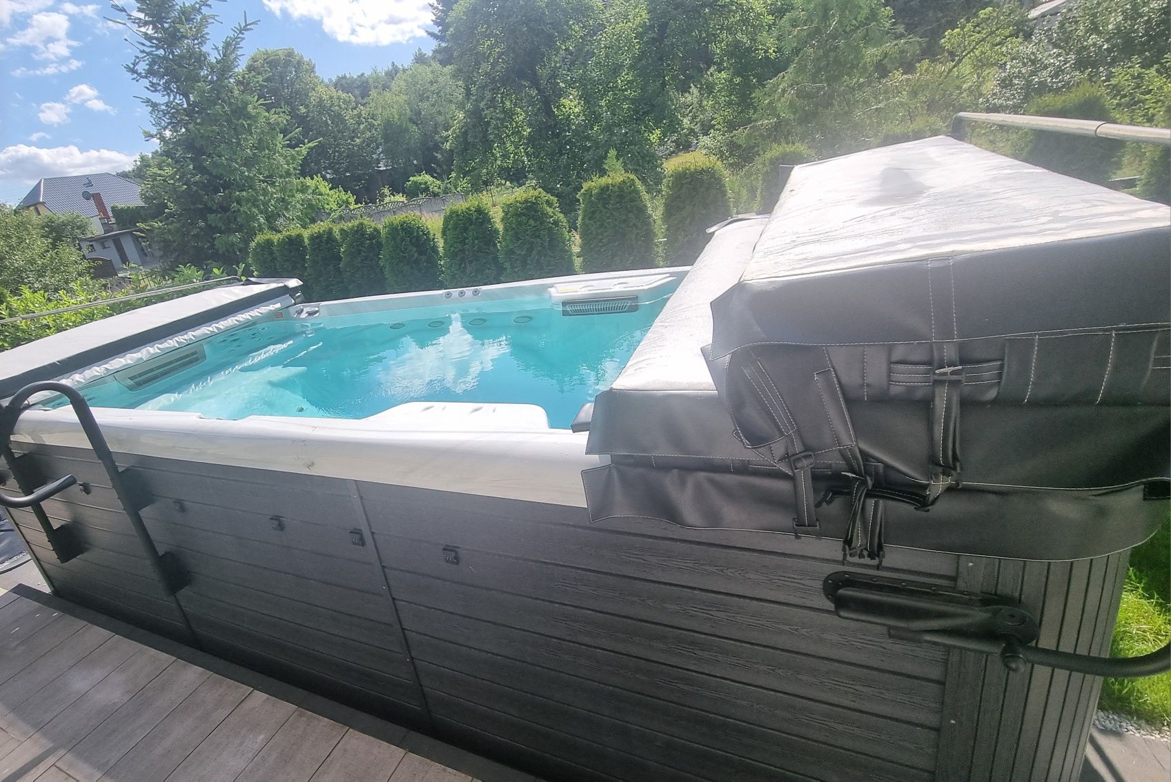 Sprzedam basen SPA z przeciwprądem Wellis Amazonas W-FLOW
Basen SwimSP