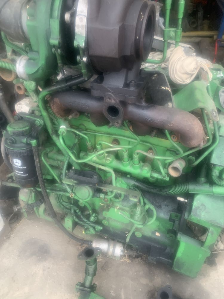 John deere 4 cylindry sinik 6130 m