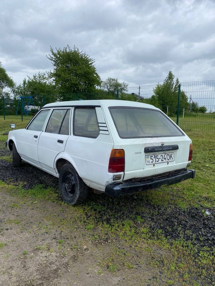 Toyota Corolla CA71