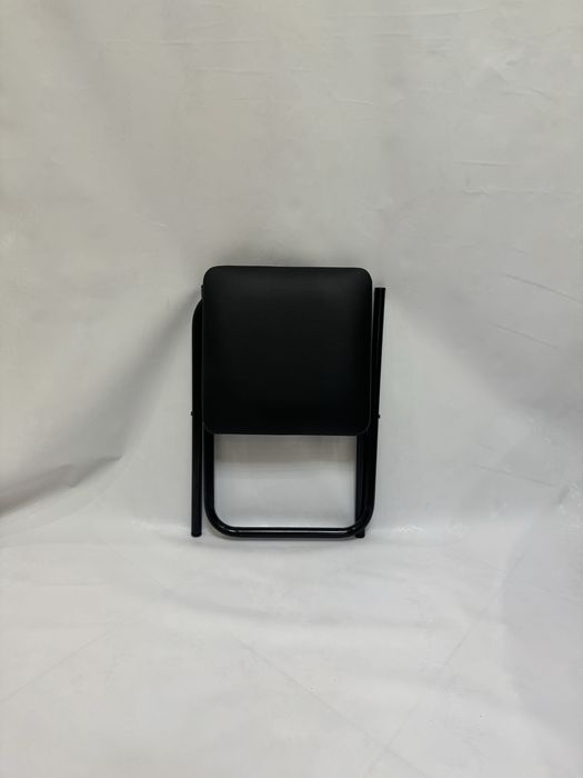 Табурет складний