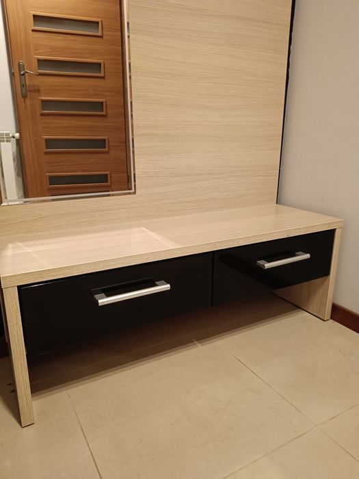 Przedpokój szafka, garderoba