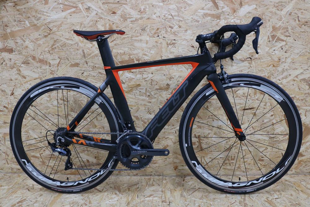 Bicicleta carbono Felt AR - Ultegra 11 - Rodas carbono