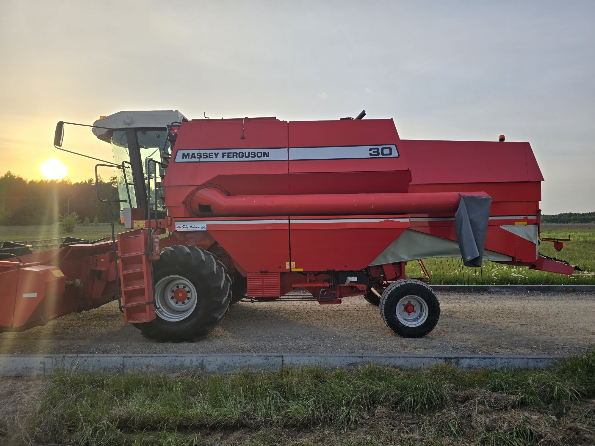 Massey Ferguson 30 powerflow 4.34m 98r.