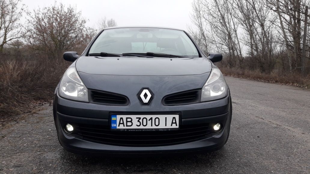 Renault Clio 1.2 турбо 2007 год