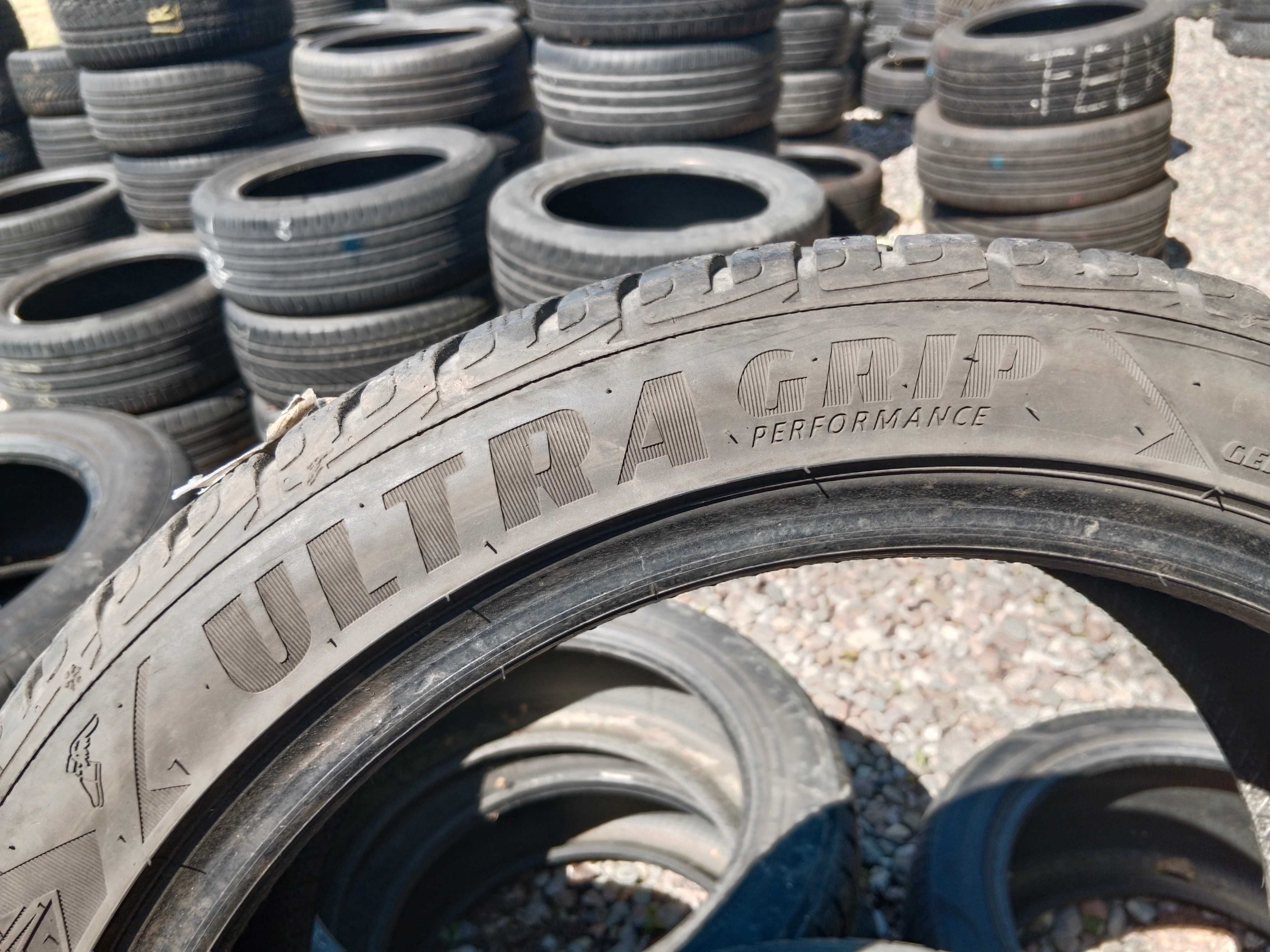 Opona używana 225/45R18 Goodyear Ultra Grip Performance 1szt.