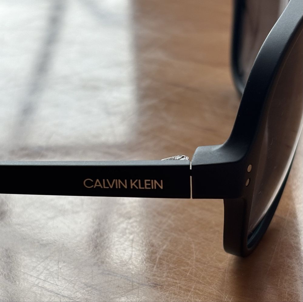 Солнцезахисні окуляри Calvin Klein, оригінал, нові
