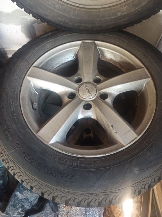 Шини з дисками комплект