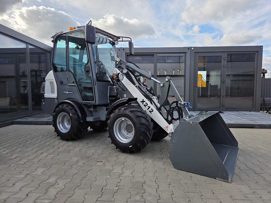 Ładowarka kołowa XTM X212 z kabiną KUBOTA 25KM raty - leasing NOWOŚĆ