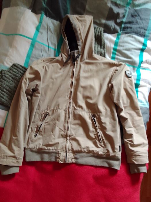 Kurtka Diverse z kapturem