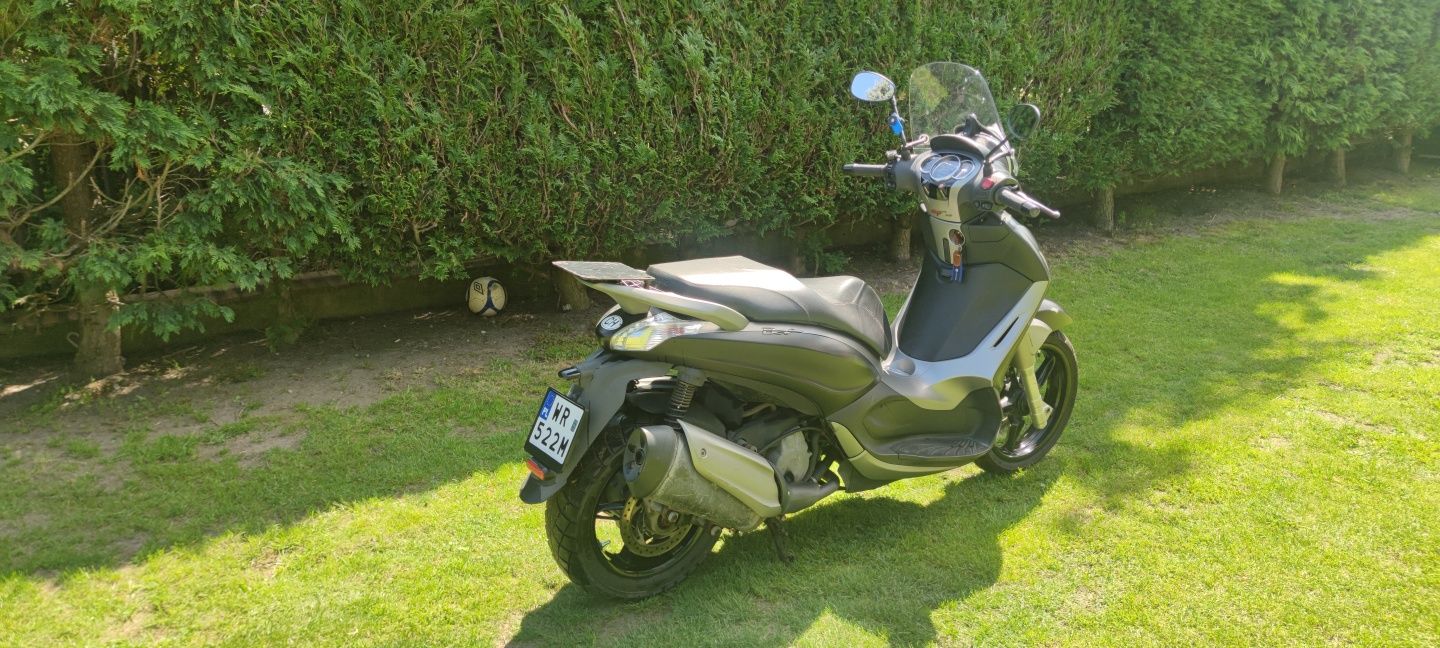 Piaggio Beverly 350 ST maxiskuter