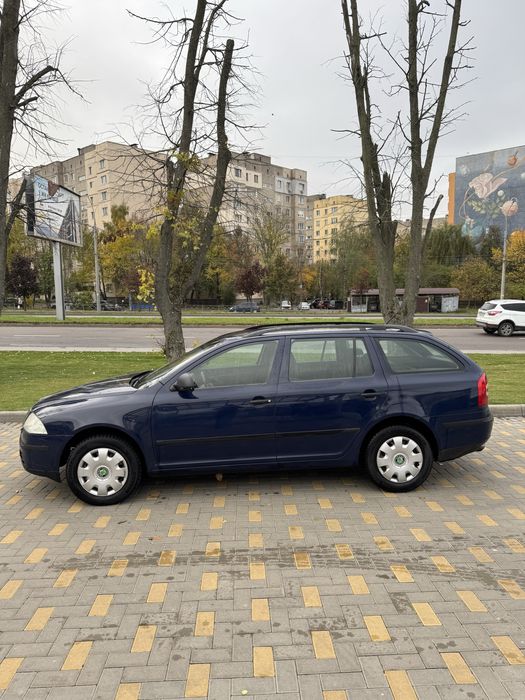 Продам Skoda Octavia 2012. 1.6 газ/бенз