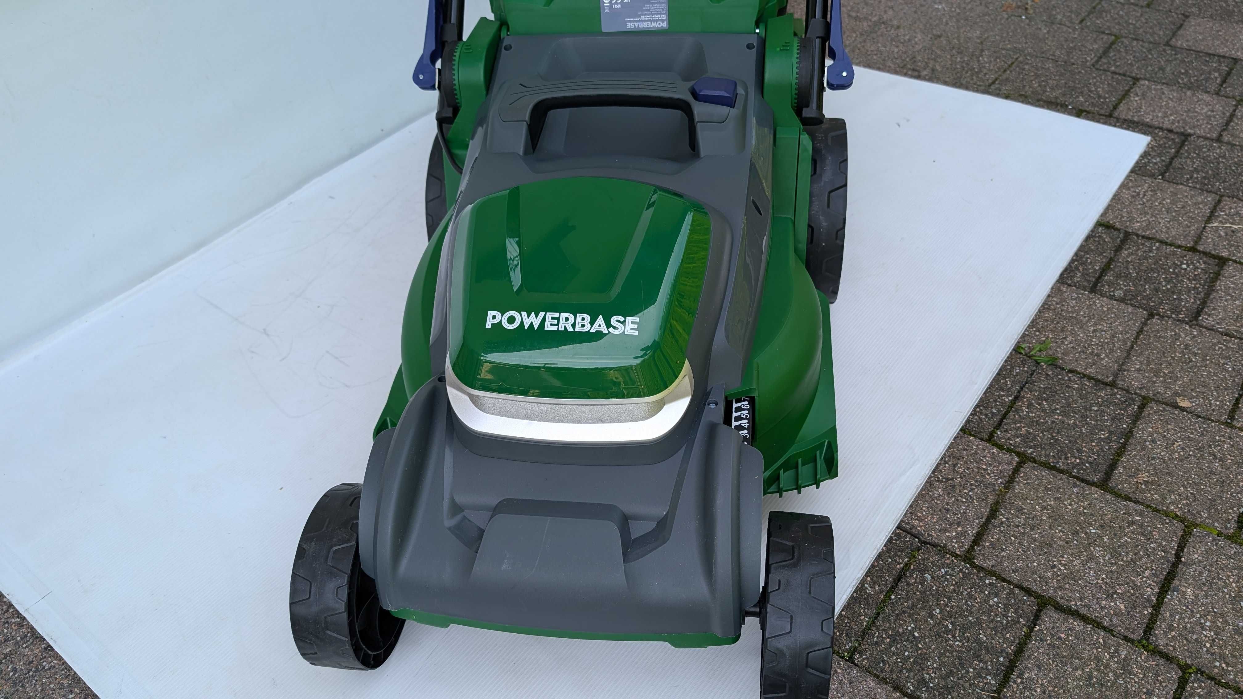 Kosiarka akumulatorowa Powerbase 37 cm