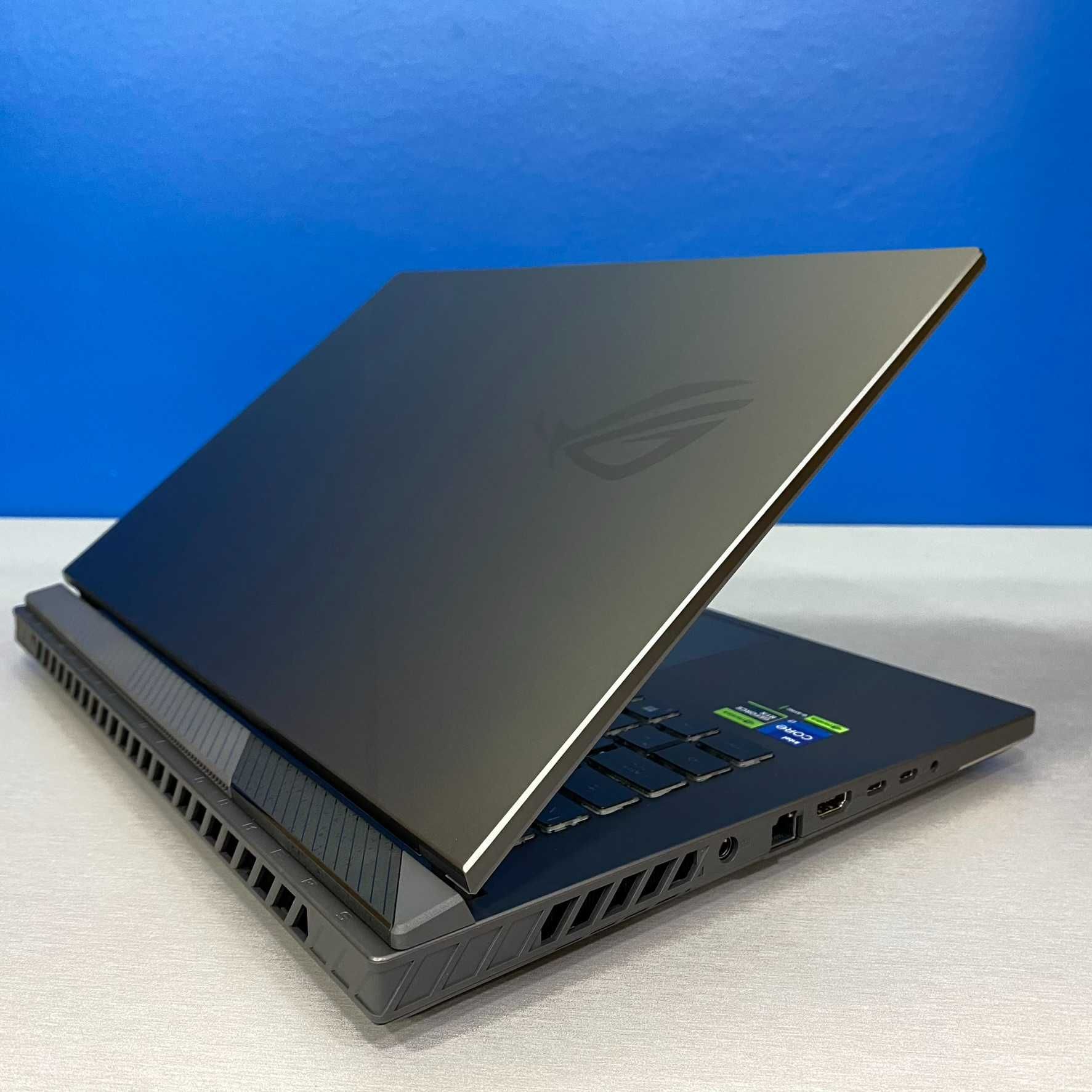 ASUS ROG Strix G16 - 16" (i7-13650HX/16GB/512GB SSD/RTX 4060 8GB) NOVO