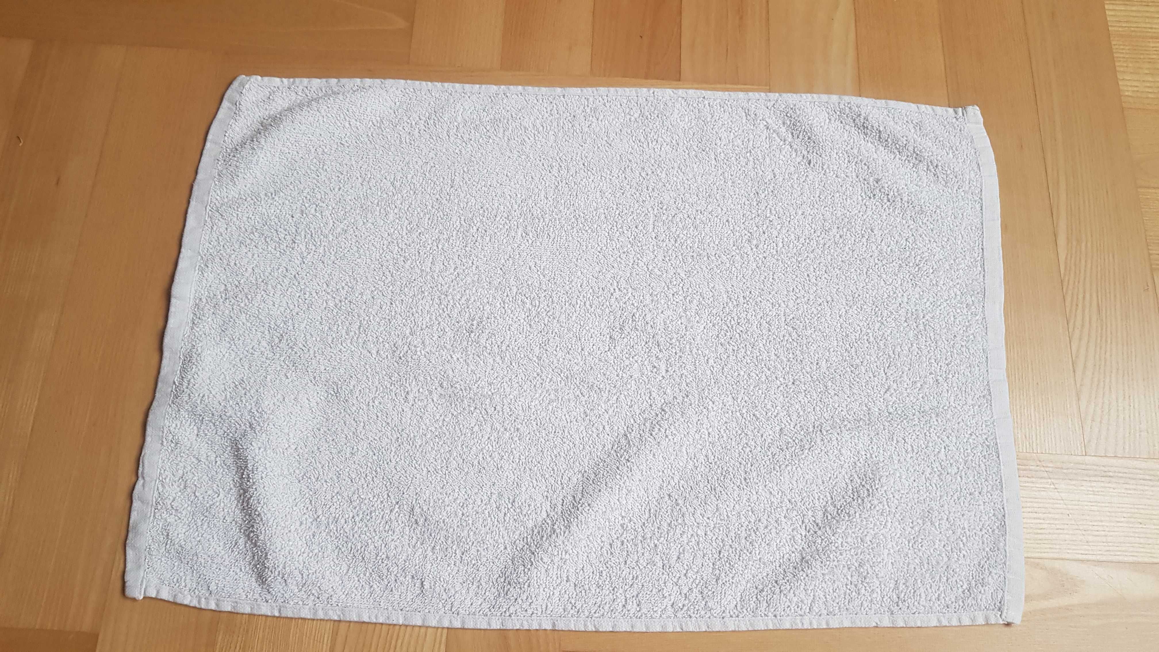 Ręcznik biały frotte 54 cm x 39 cm