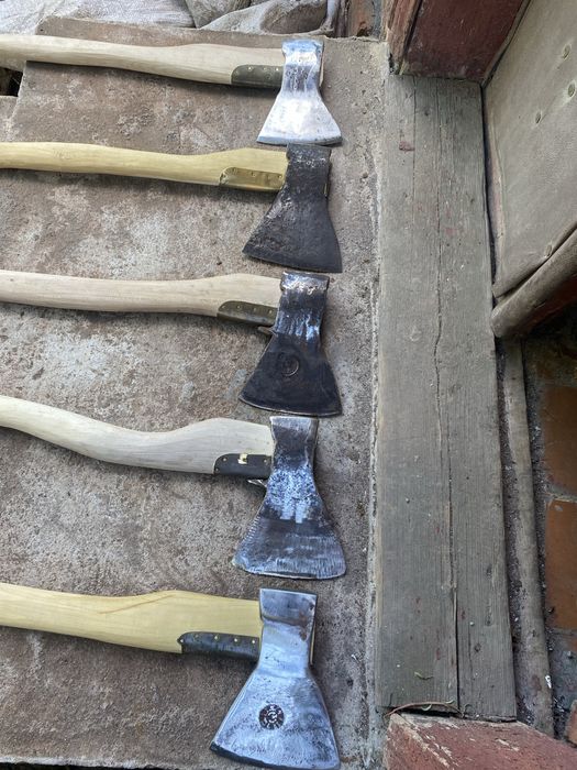 Продам великі сокири