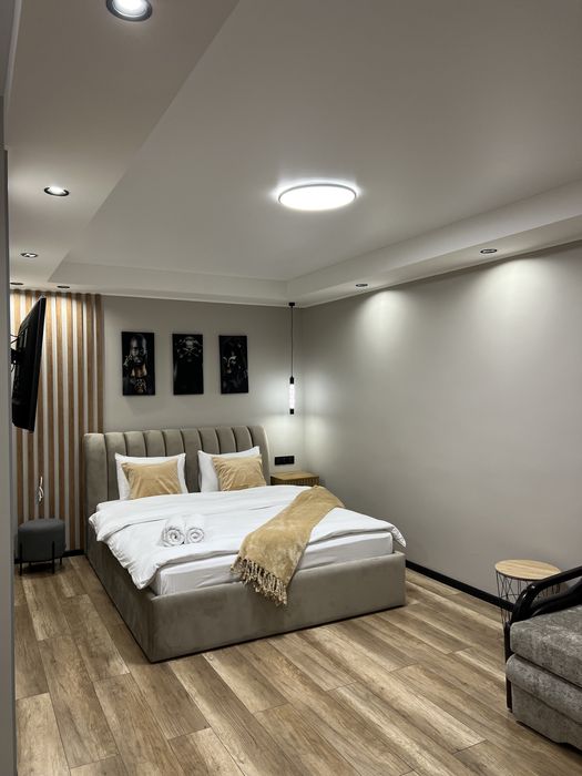 По добово Люкс студия на Адміральскій