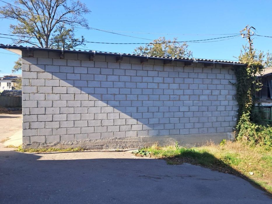 Продаж капітального гаража з погрібом по вулиці Карла Болсуновського
