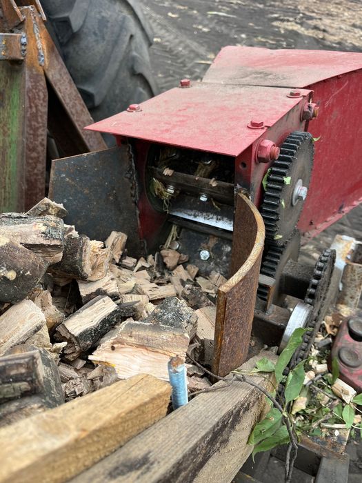 Подрібнювач гілок