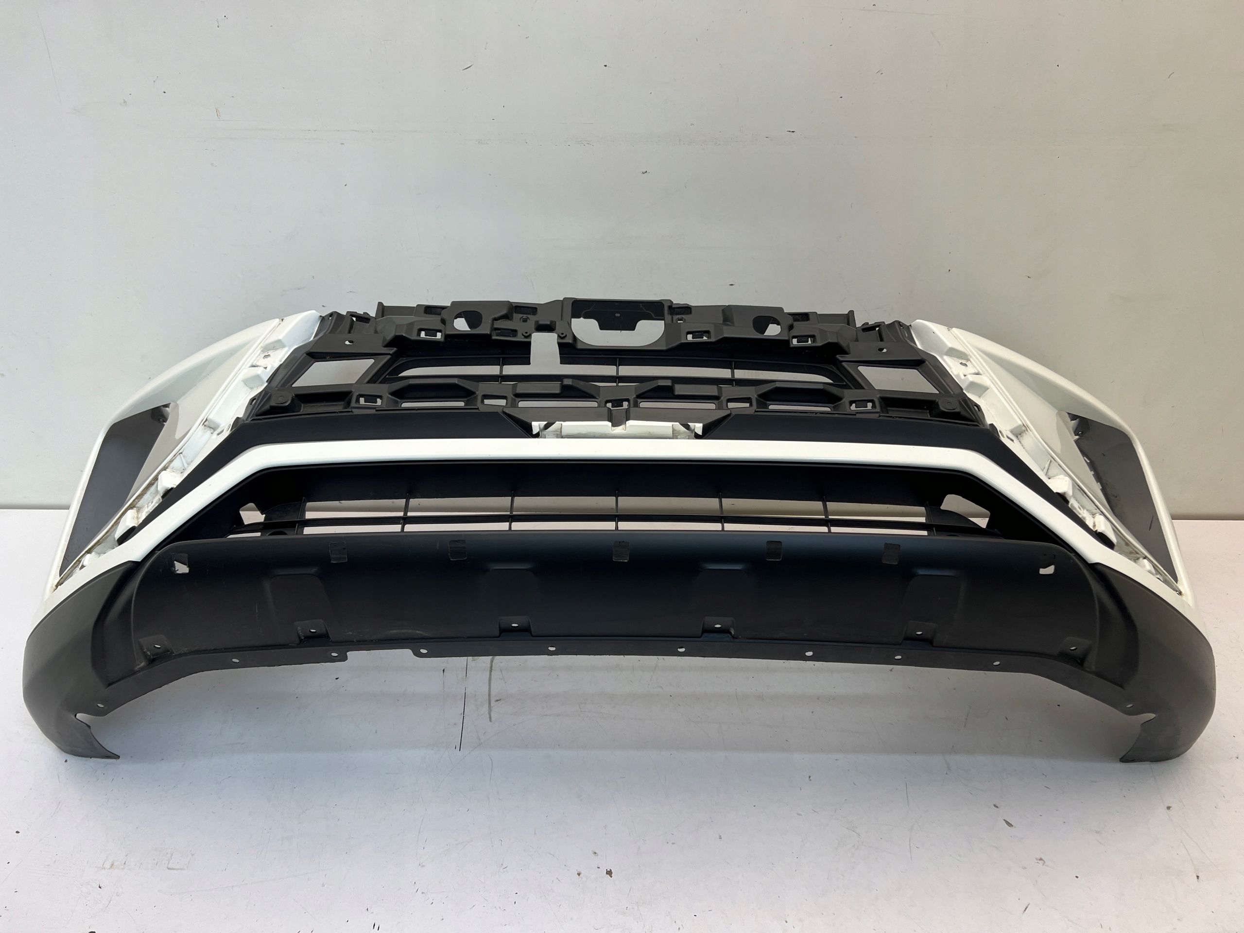 Mitsubishi Eclipse Cross Zderzak Przedni przód oryginał Oem 18 20