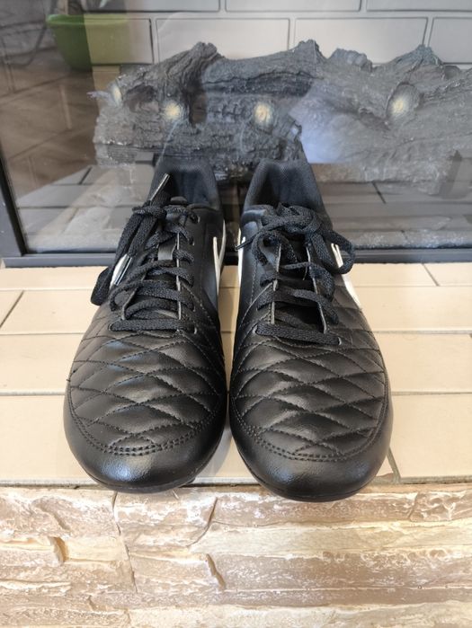 Бутси  Nike Majestry