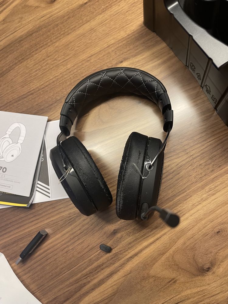 Headset Corsair HS70 wireless 7.1