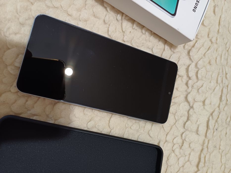 Смартфон samsung galaxy A 06   4/128