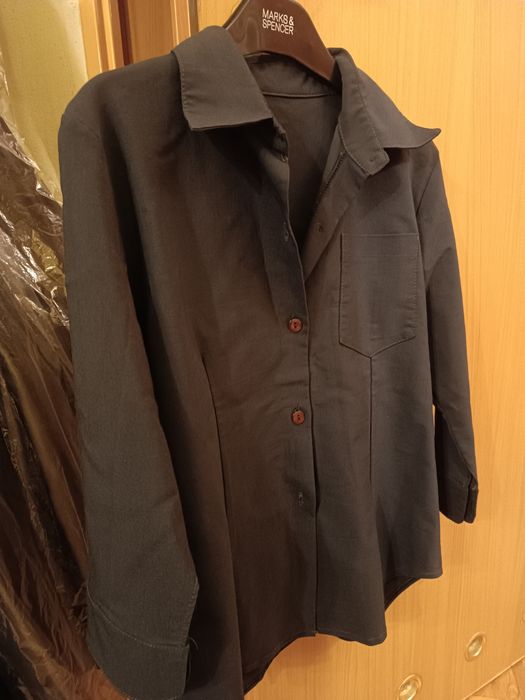 Śliczna koszula taliowana ciemnoszara