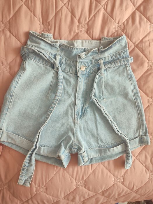 Продам джинсові шорти