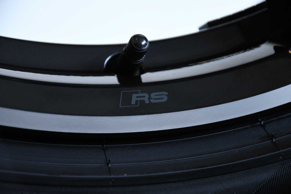 Koła Felgi Audi 21 A6 S6 C8 4K0 Nowe Pirelli 2025 Lato RS Desing