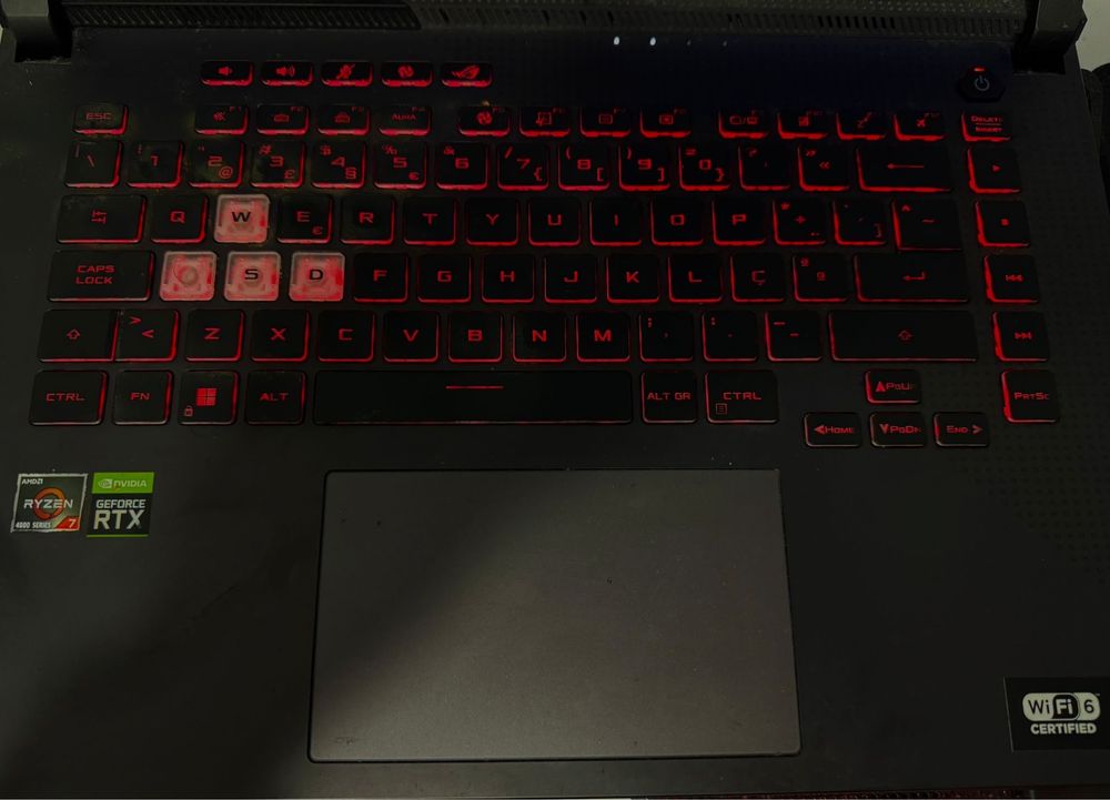 Portátil Gaming ASUS ROG