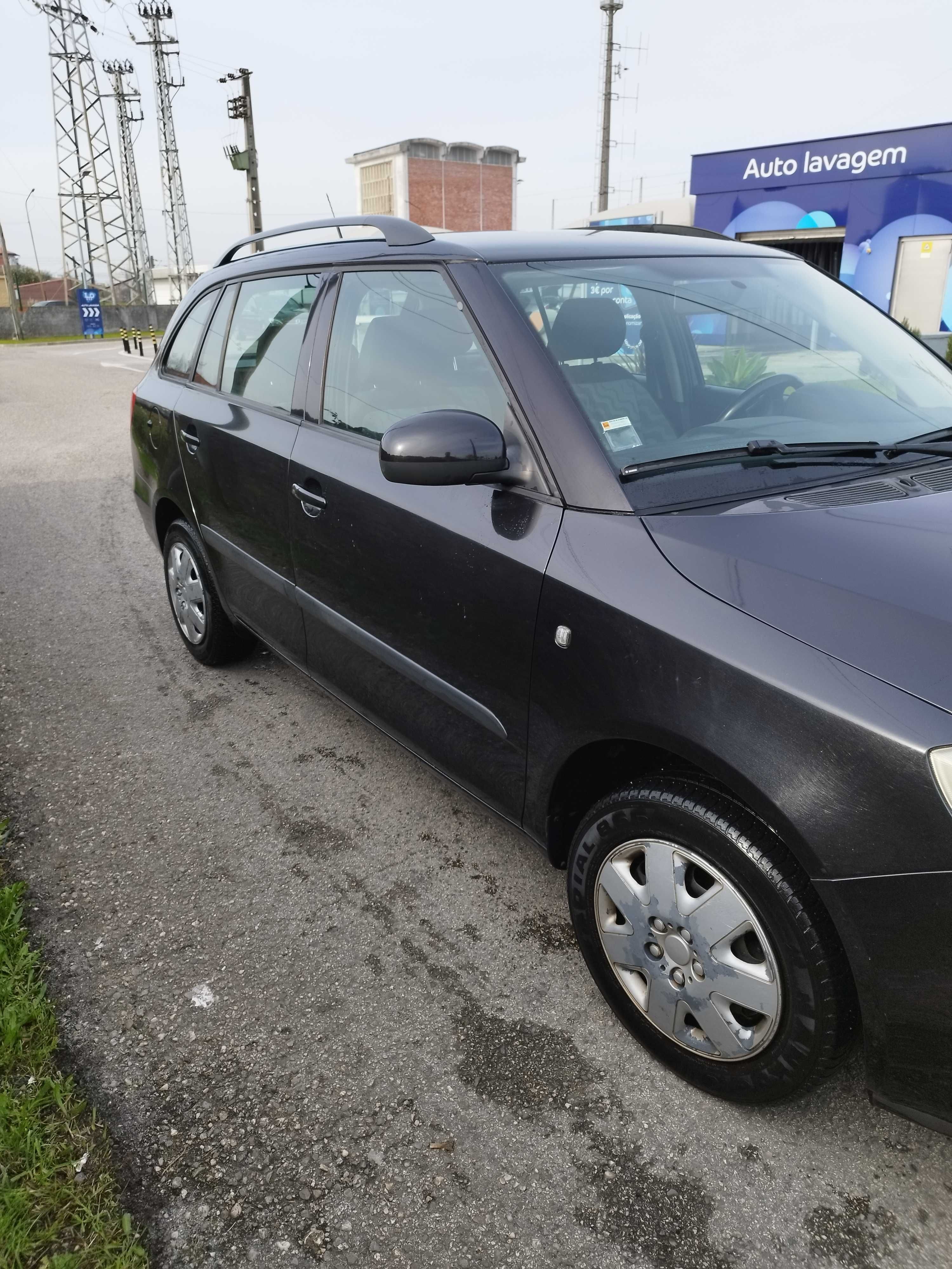 Skoda Fabia 1.2 Gasolina Impecavel