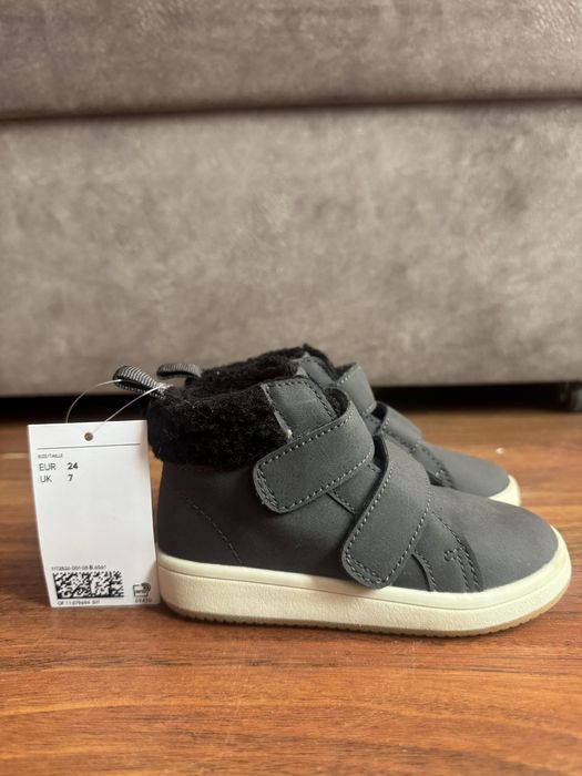 Дитячі черевики H&M 24р.