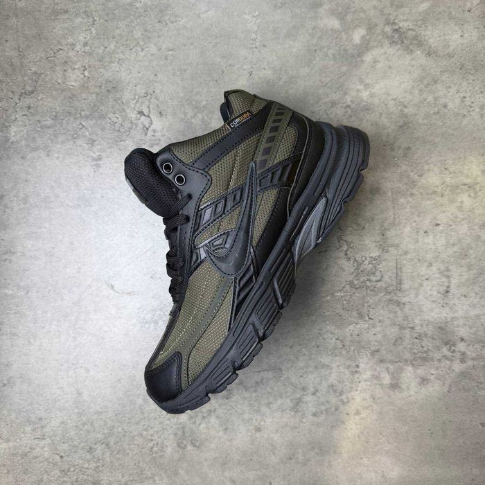 Nike Initiator — комфорт і захист у холодний сезон!