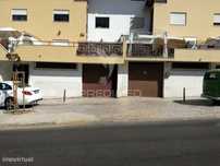 Garagem / Armazém com 110 m2