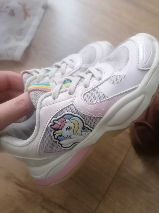 Buty dziecięce dla dziewczynki
