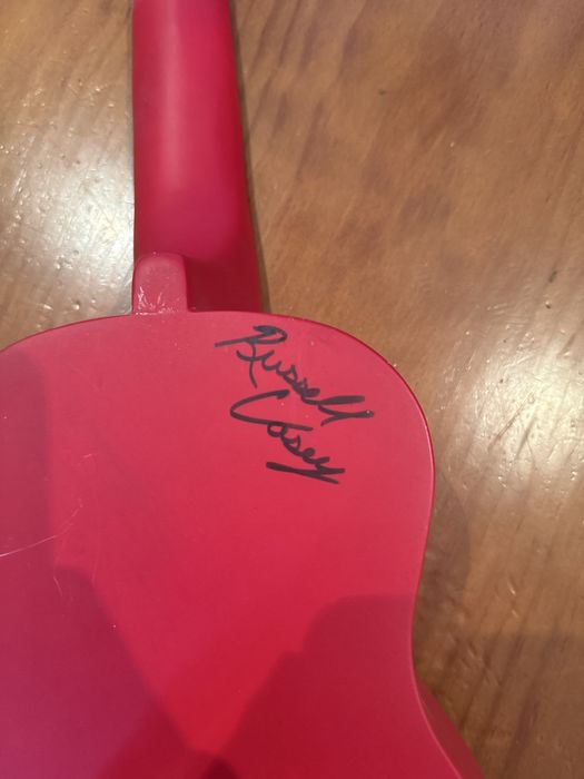 Ukulele Gutiérrez Vermelho