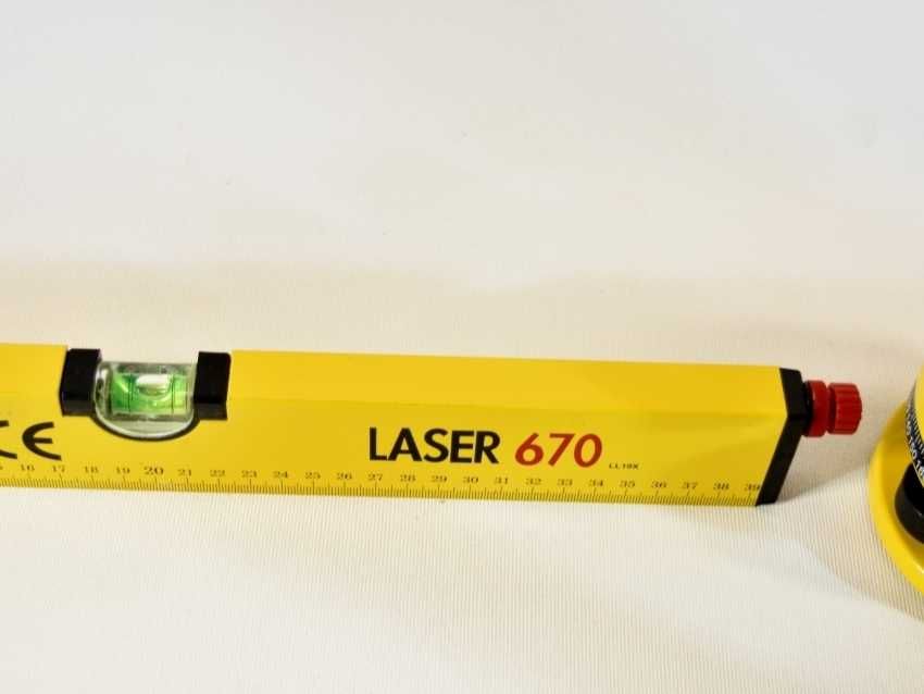 Nível com Apontador - Parkside Laser 670