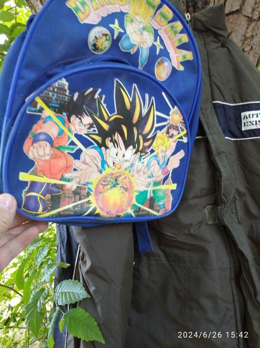 Продам недорого куртки