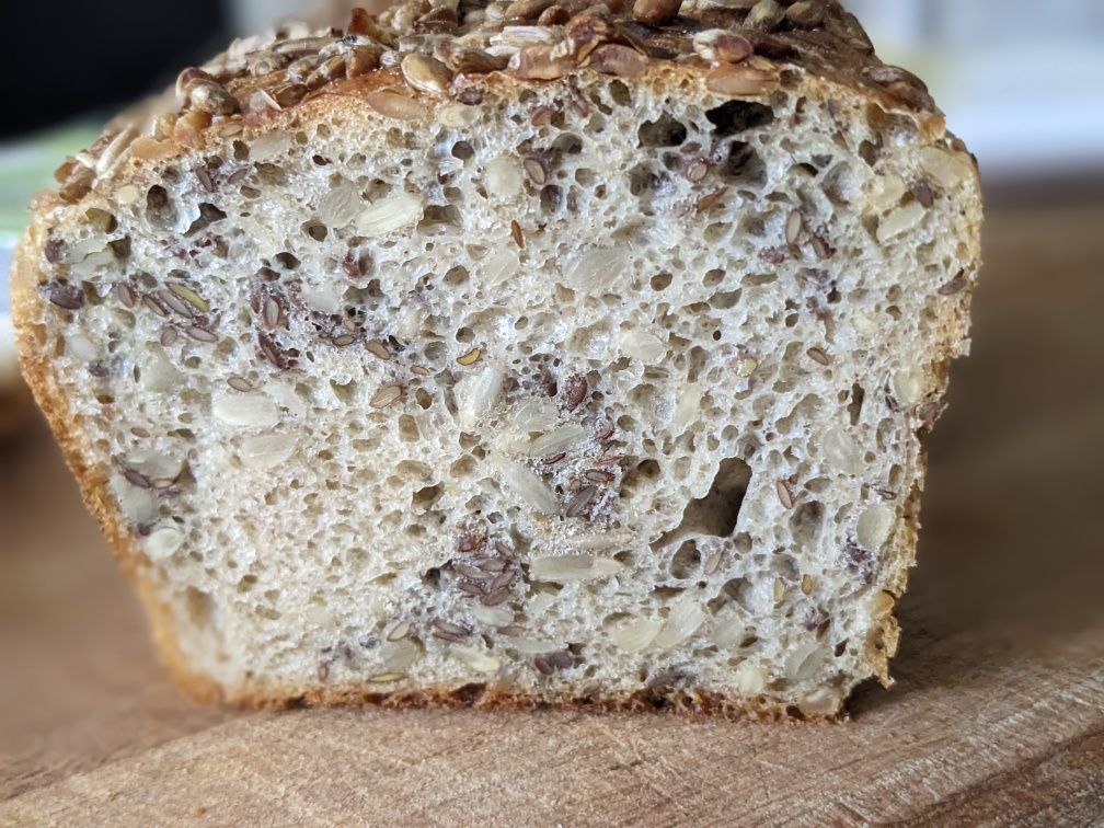 Chleb domowy pieczywo na zakwasie wesele
