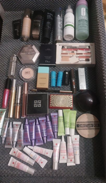 Cristian Dior лот декоративно-уходовой косметики