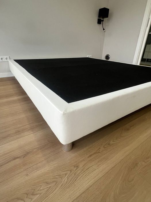 Sommier LYNGÖR Ikea